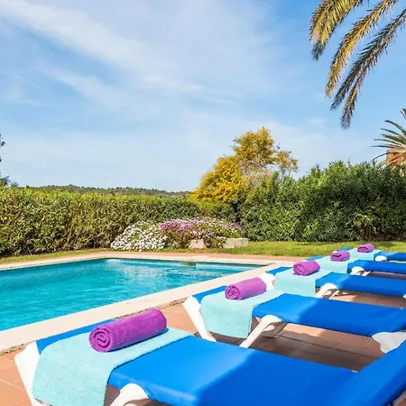 San Jaime Mediterraneo Sleeps 8 With Pool