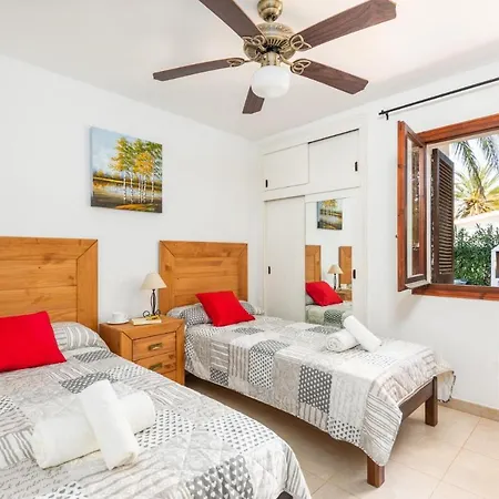 San Jaime Mediterraneo Sleeps 8 With Pool Villa *